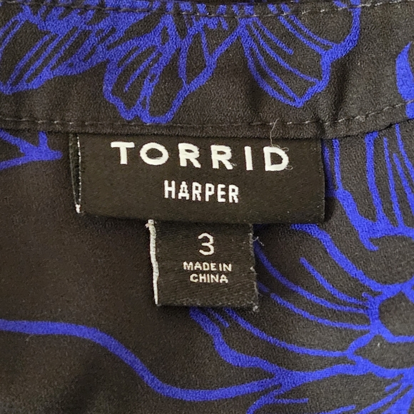 Torrid Harper Blouse plus size 3x Blue /Black Shirt Tunic Top Pullover - Picture 3 of 4
